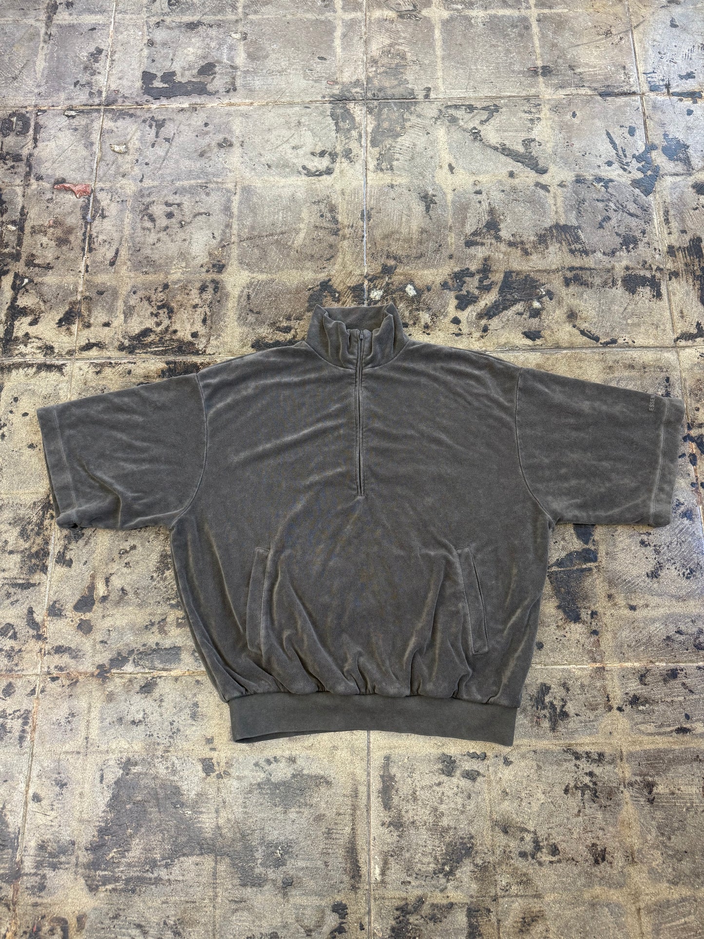 ESSENTIAL GREEN QUARTER ZIP (USED)