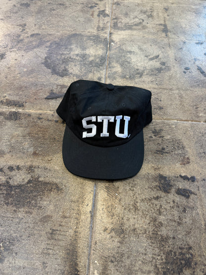 STUSSY STU ARCH STRAPBACK HAT