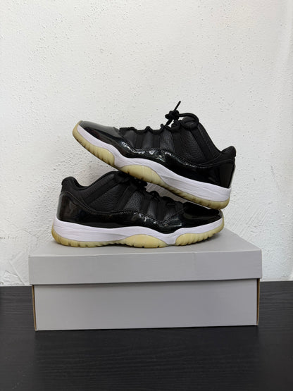 JORDAN 11 LOW 72-10 (USED)
