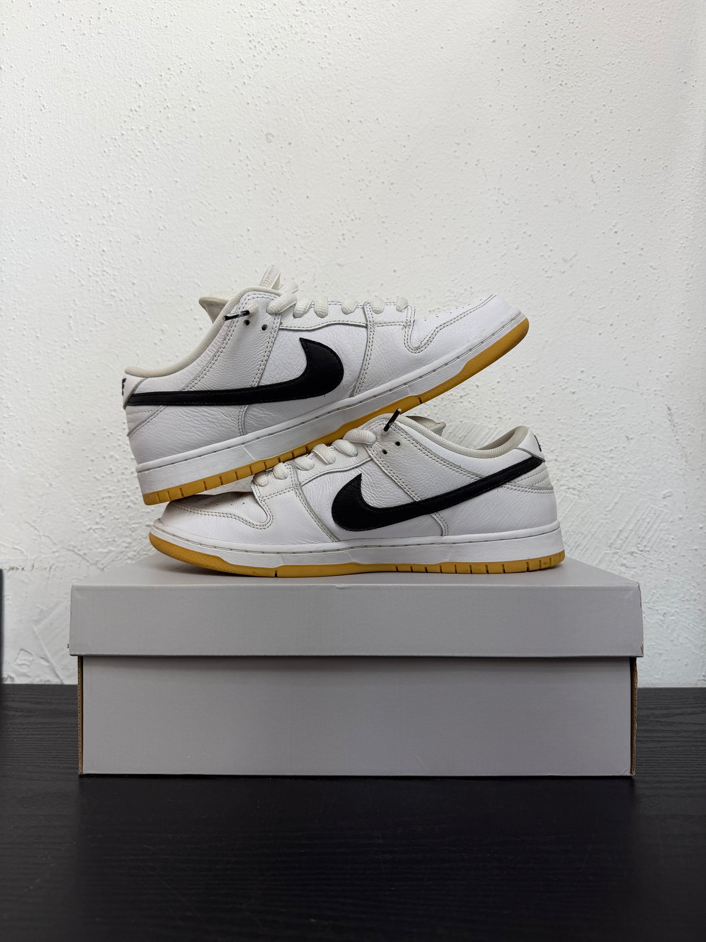 DUNK LOW SB WHITE GUM (USED)
