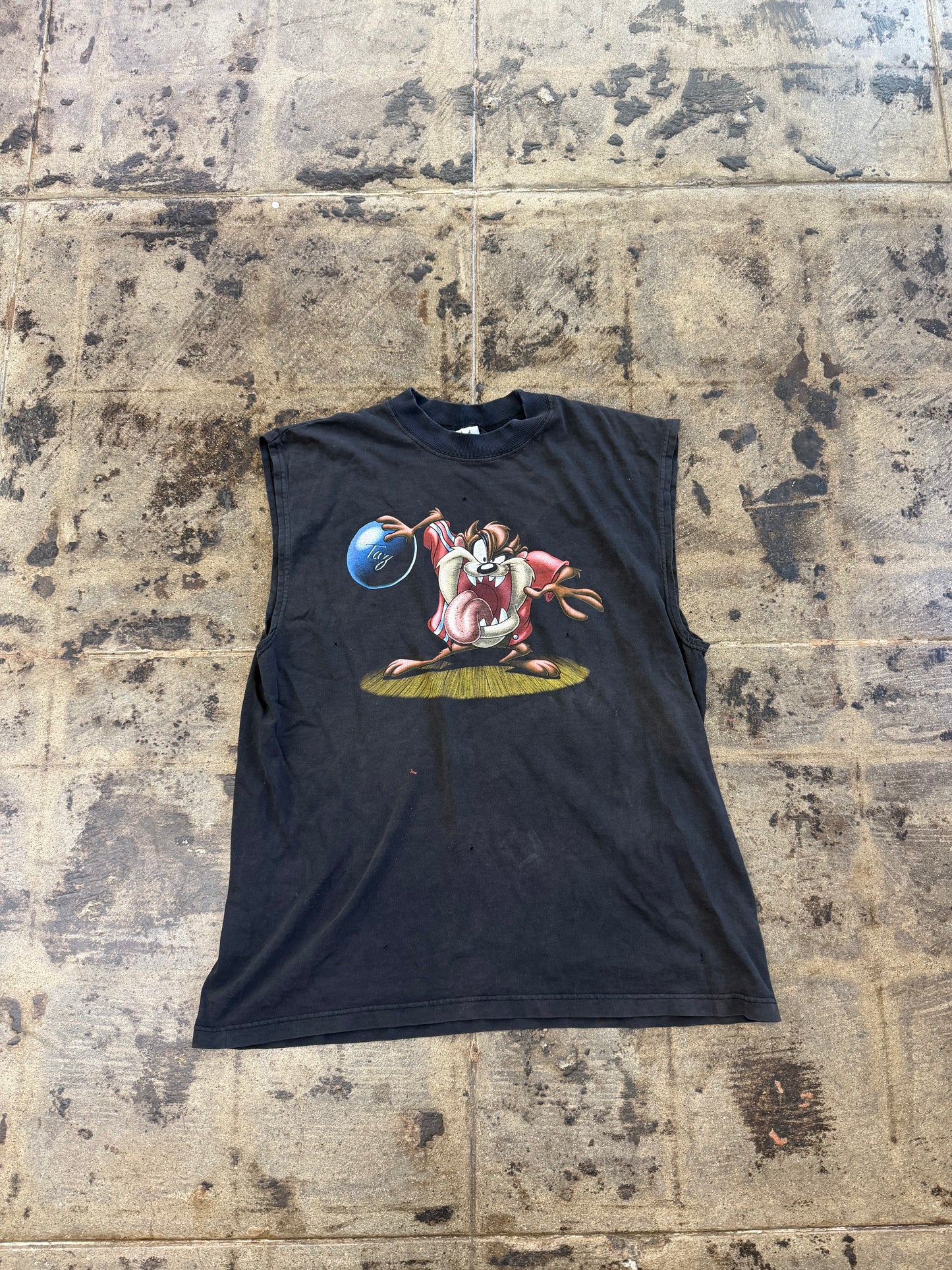 VNTG TAZ LOONEY TUNES CUT OFF TEE
