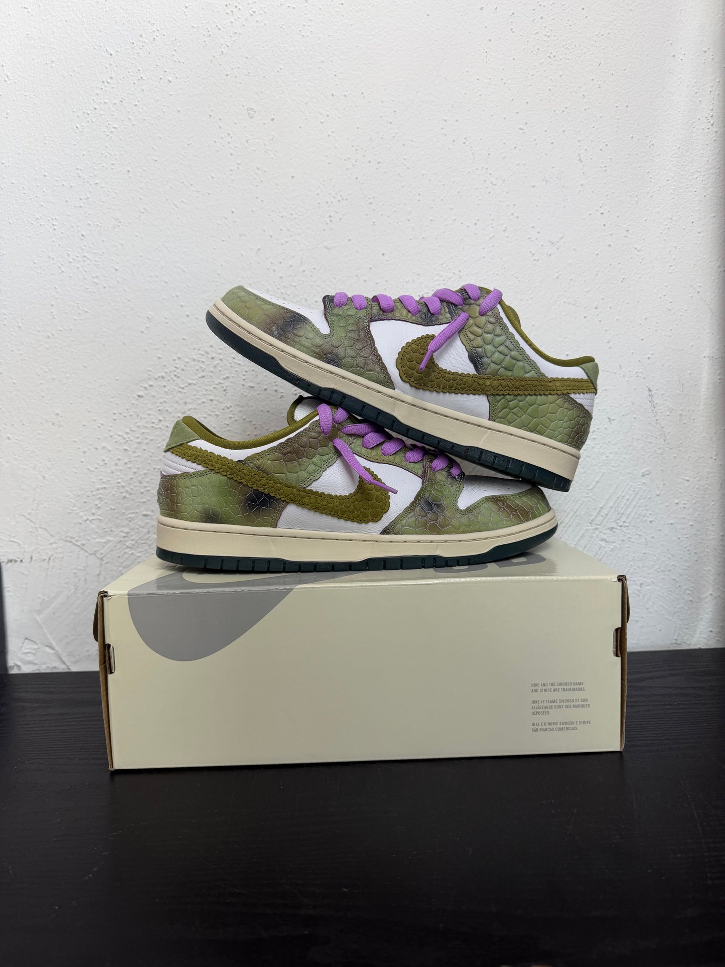 DUNK LOW SB ALEXIS SABLONE CHAMELEON (USED)
