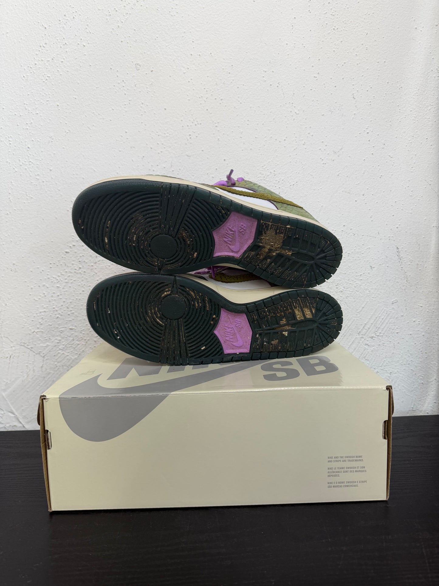 DUNK LOW SB ALEXIS SABLONE CHAMELEON (USED)