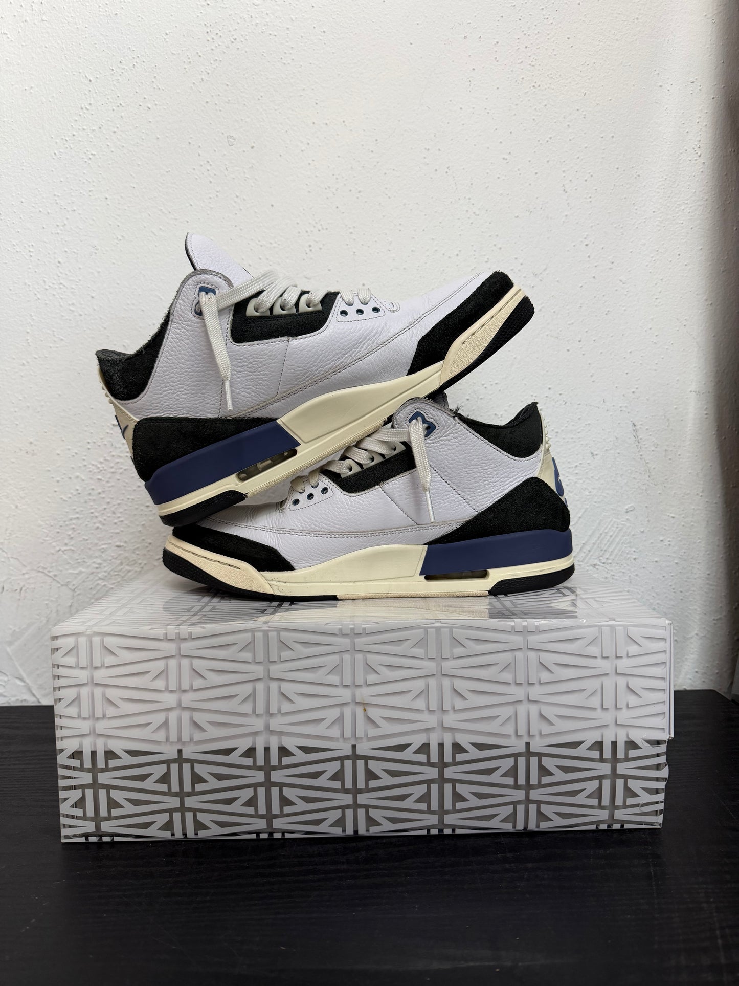 JORDAN 3 A MA MANIERE DIFFUSED BLUE (USED)
