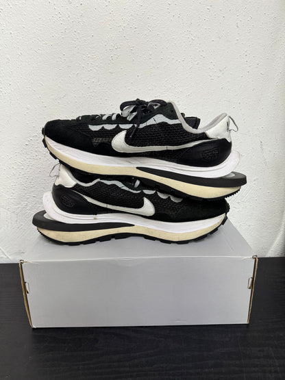NIKE SACAI VAPORWAFFLE BLK/WHT (USED)