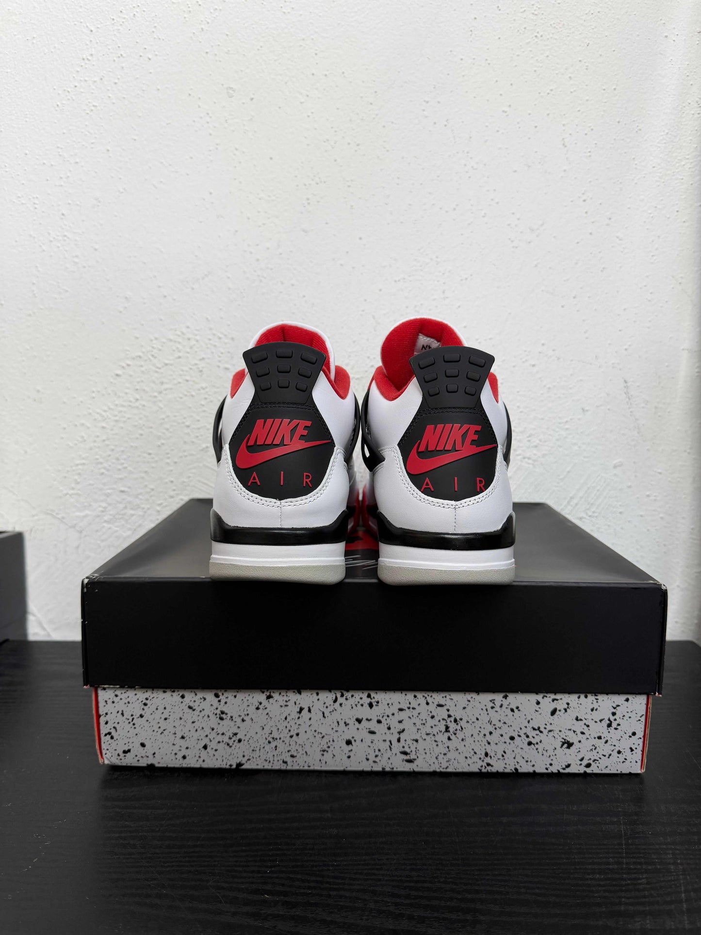 JORDAN 4 FIRE RED (2020)