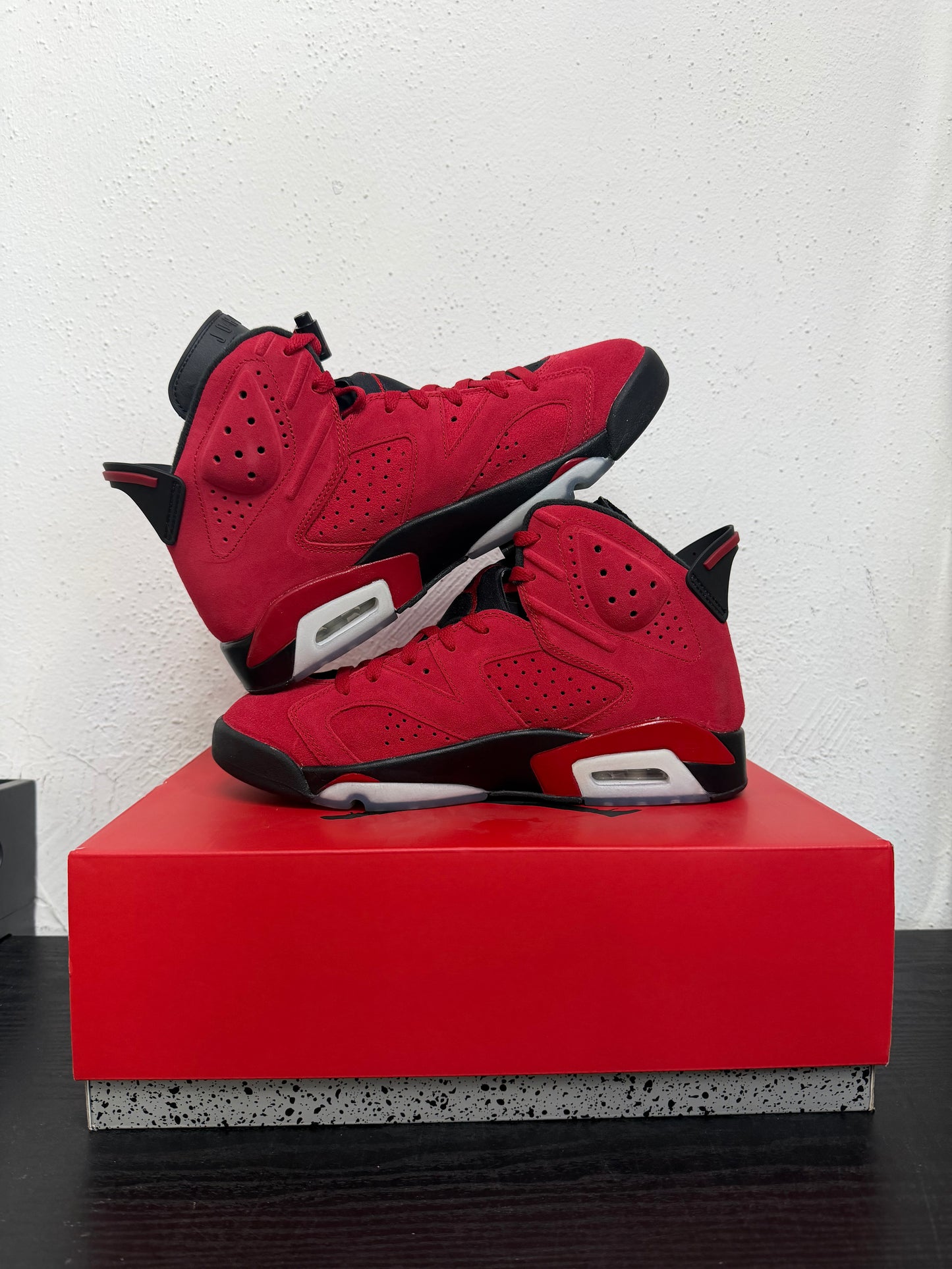 JORDAN 6 TORO BRAVO (USED)