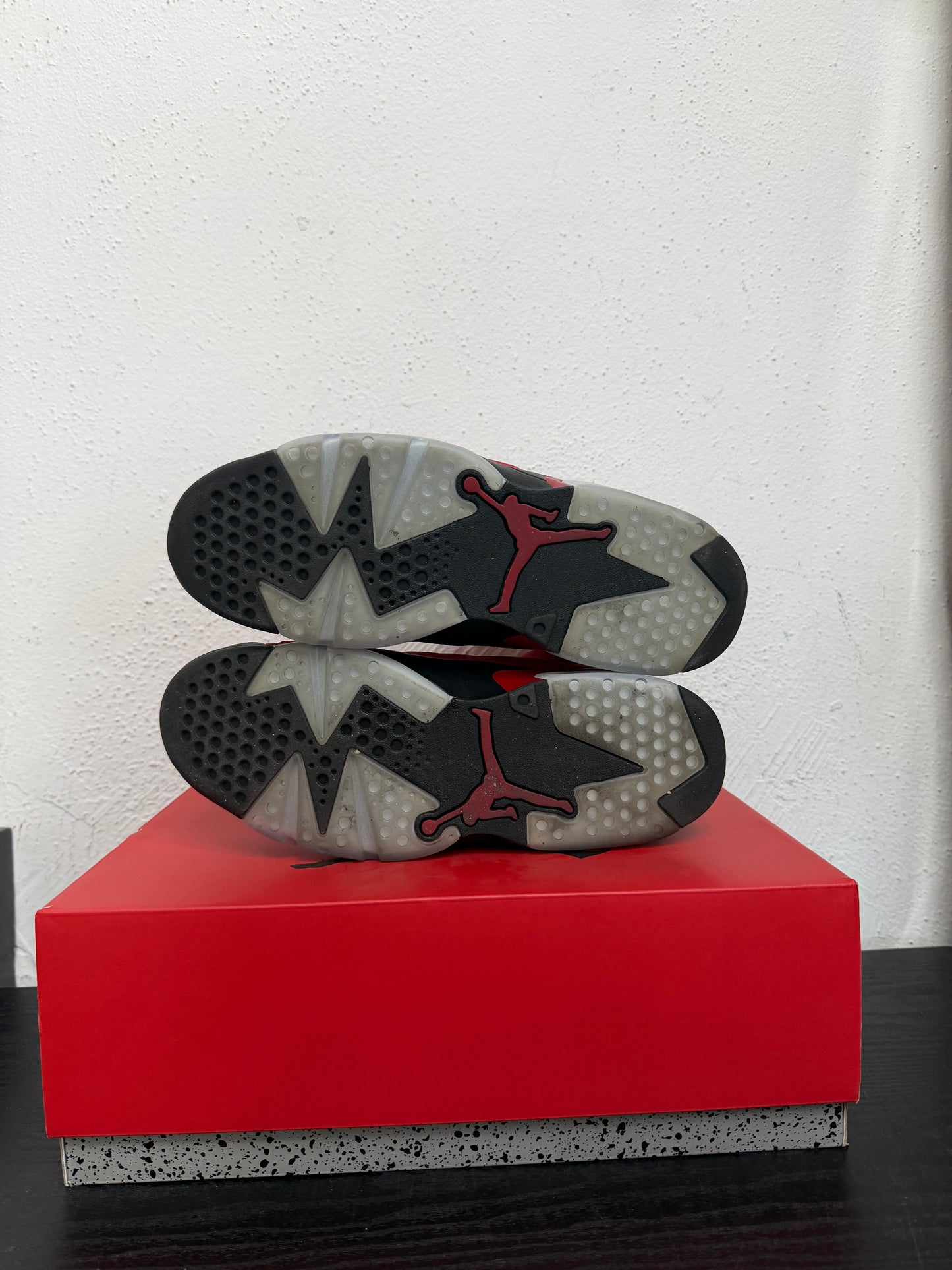 JORDAN 6 TORO BRAVO (USED)