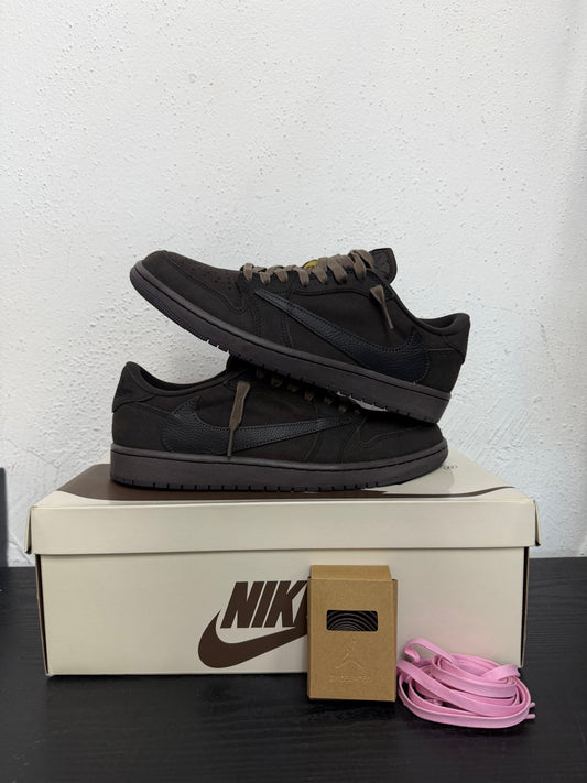 JORDAN 1 LOW TRAVIS SCOTT VELVET BROWN (USED)