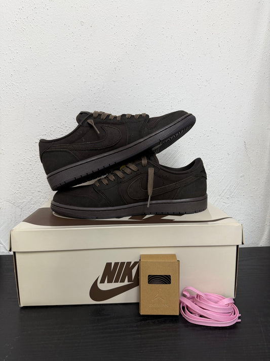 JORDAN 1 LOW TRAVIS SCOTT VELVET BROWN (USED)