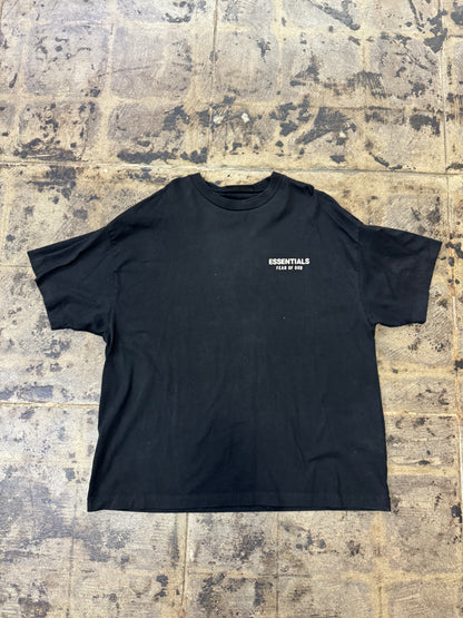 ESSENTIAL BLACK TEE (USED)