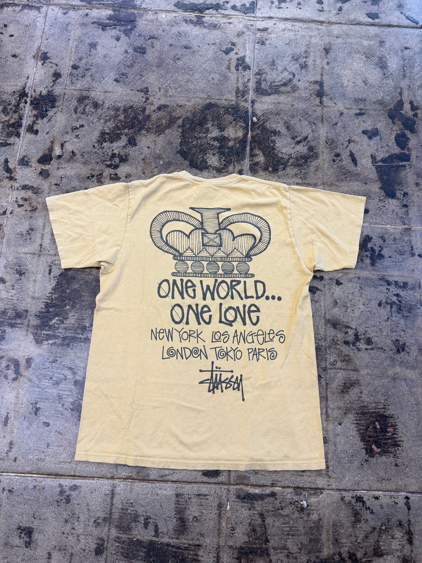 STUSSY ONE WORLD YELLOW TEE (USED)