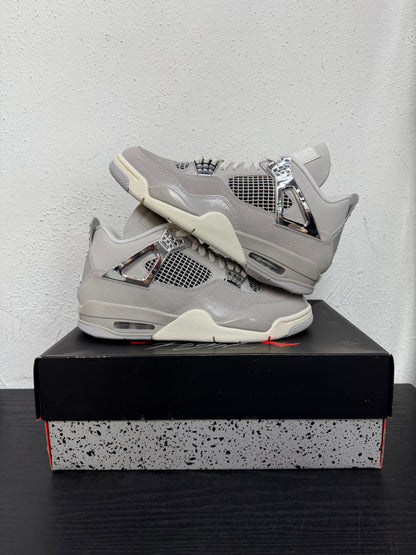 JORDAN 4 FROZEN MOMENT WMNS
