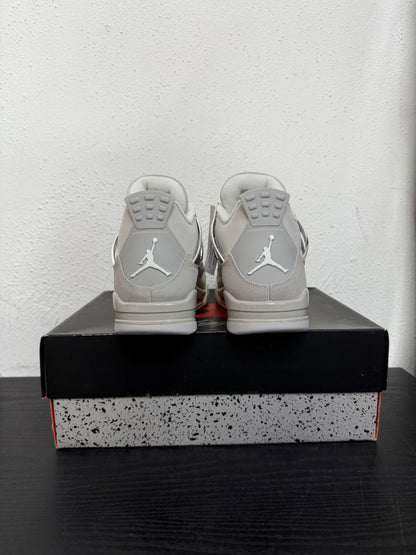 JORDAN 4 FROZEN MOMENT WMNS