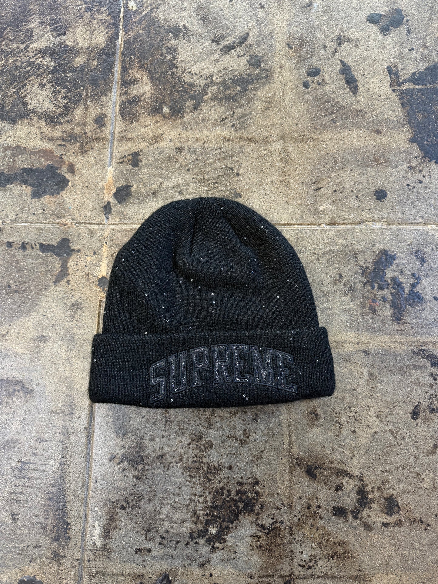 SUPREME NEW ERA METALLIC ARC BEANIE (USED)
