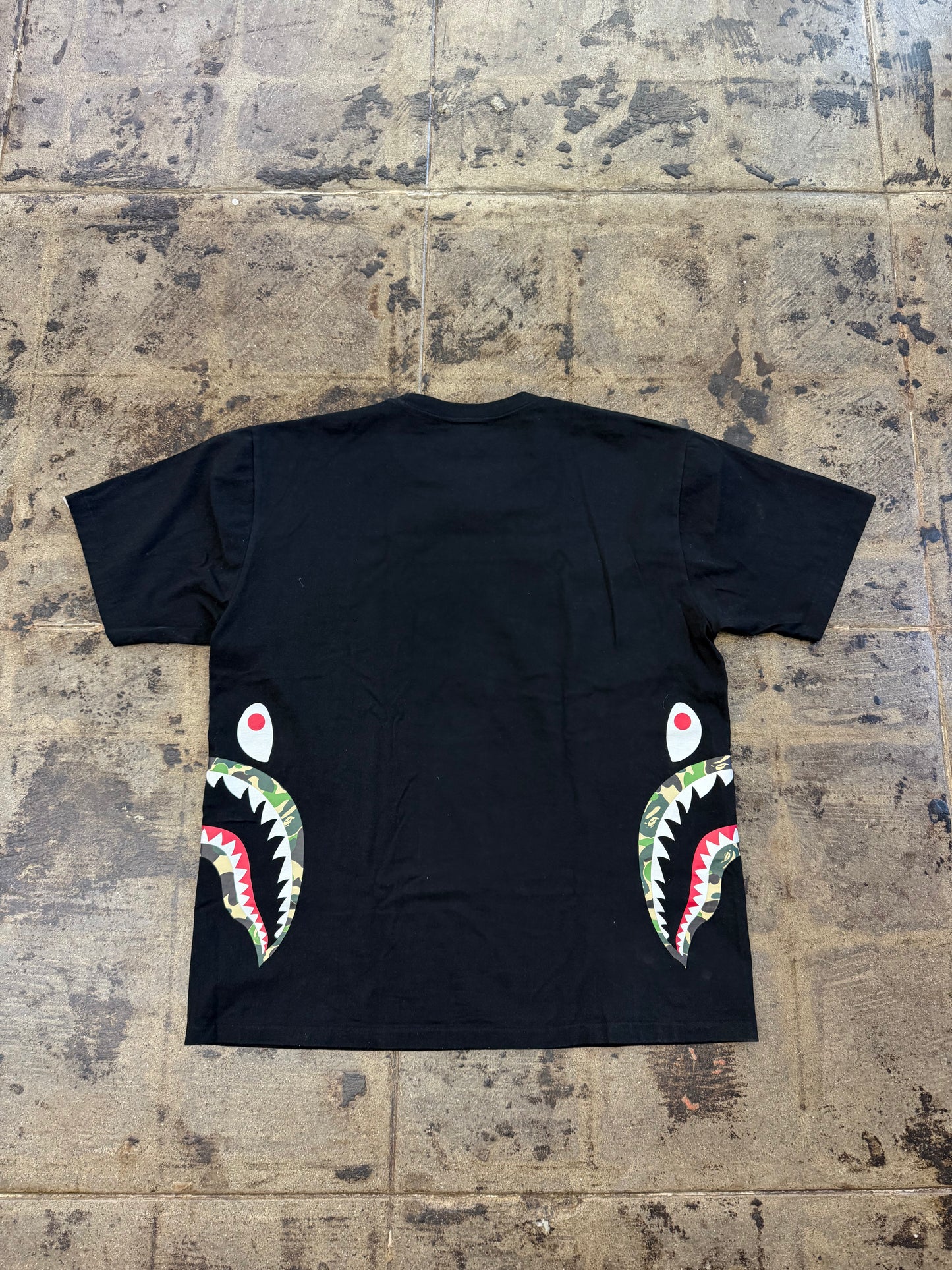 BAPE ABC SIDE SHARK TEE (USED)
