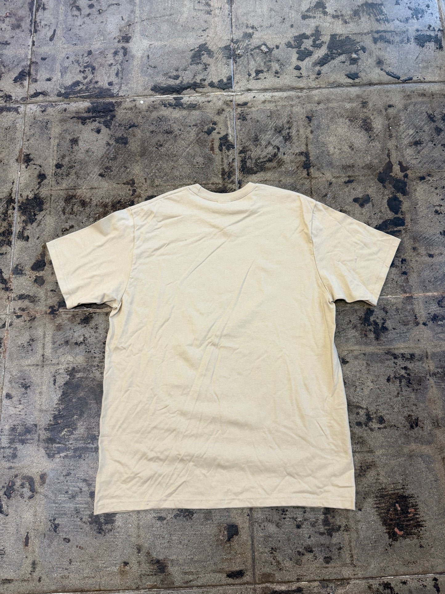 SUPREME KHAKI LEASH TEE