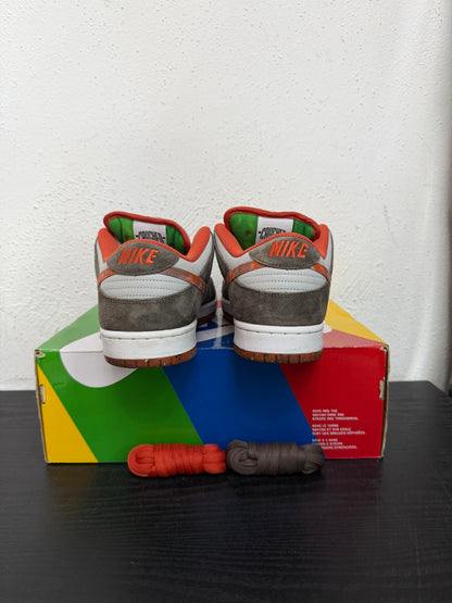 DUNK LOW SB CRUSHED D.C. (USED)