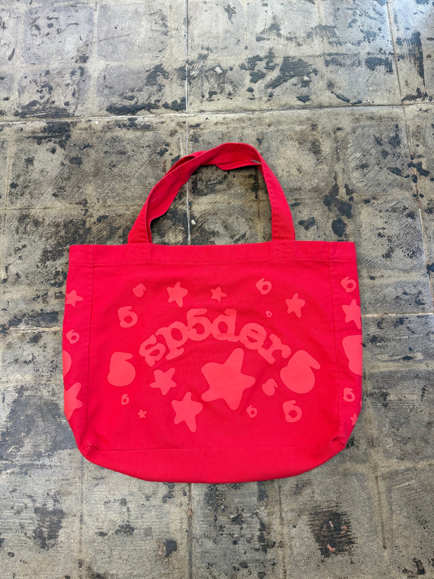 SP5DER BELUGA RED OVERSIZED TOTE