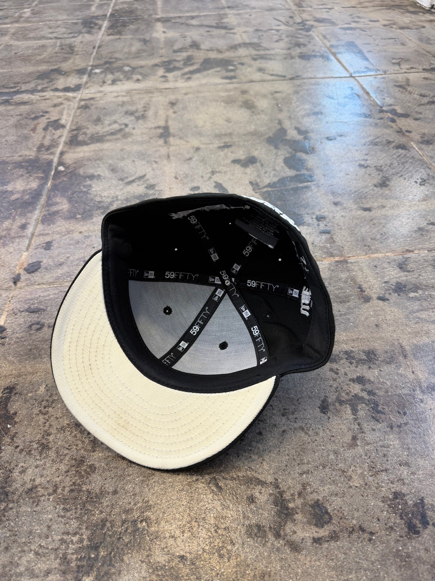 BORN x RAISED HEAVEN KNOWS BLACK HAT