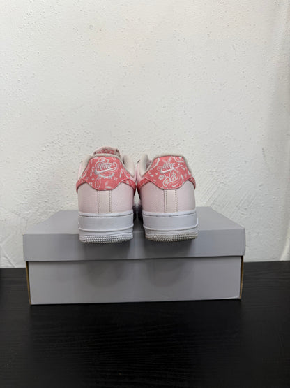 AIR FORCE 1 PAISLEY PINK PACK WMNS (USED)