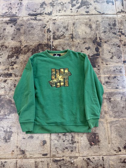 UNDEFEATED GREEN CAMO CREWNECK