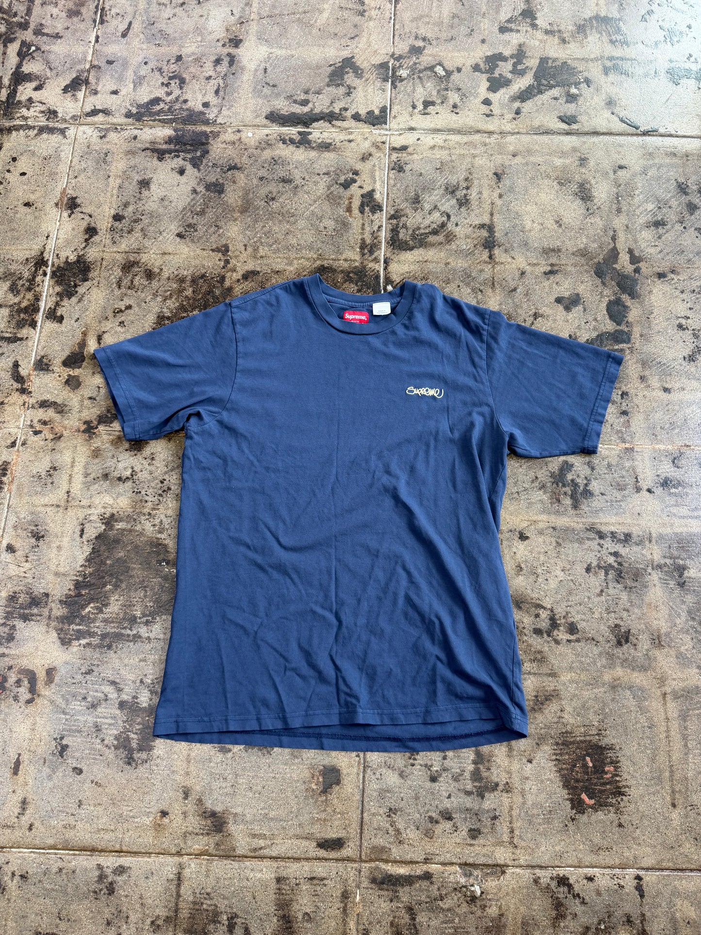 SUPREME NAVY BLUE EMBROIDERY TEE(USED)