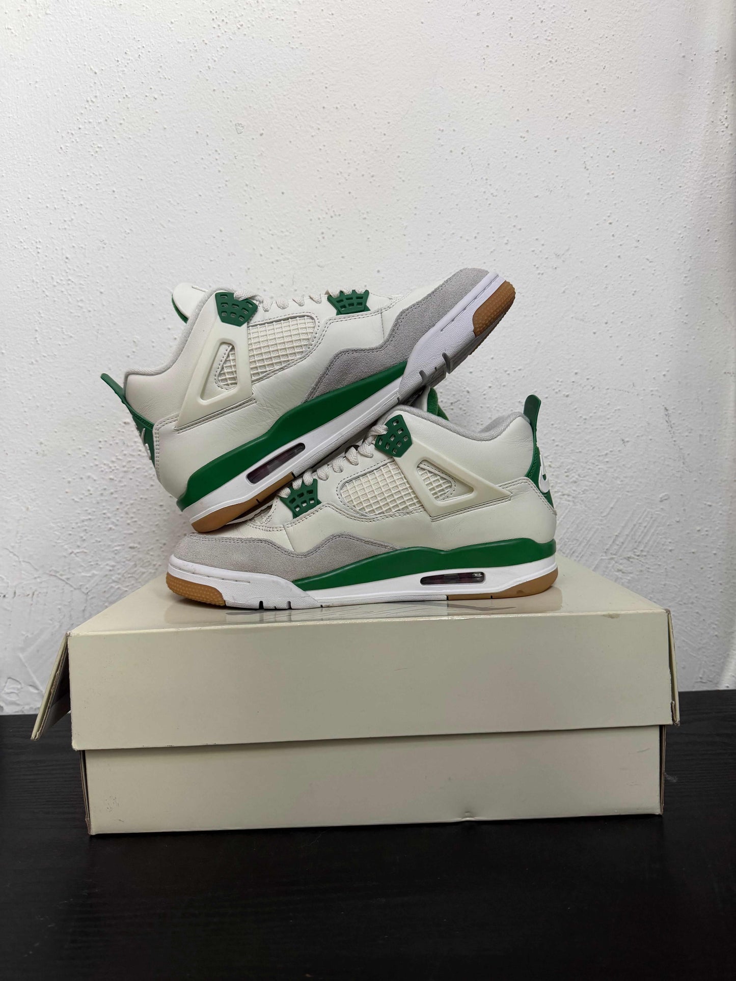 JORDAN 4 SB PINE GREEN (USED)