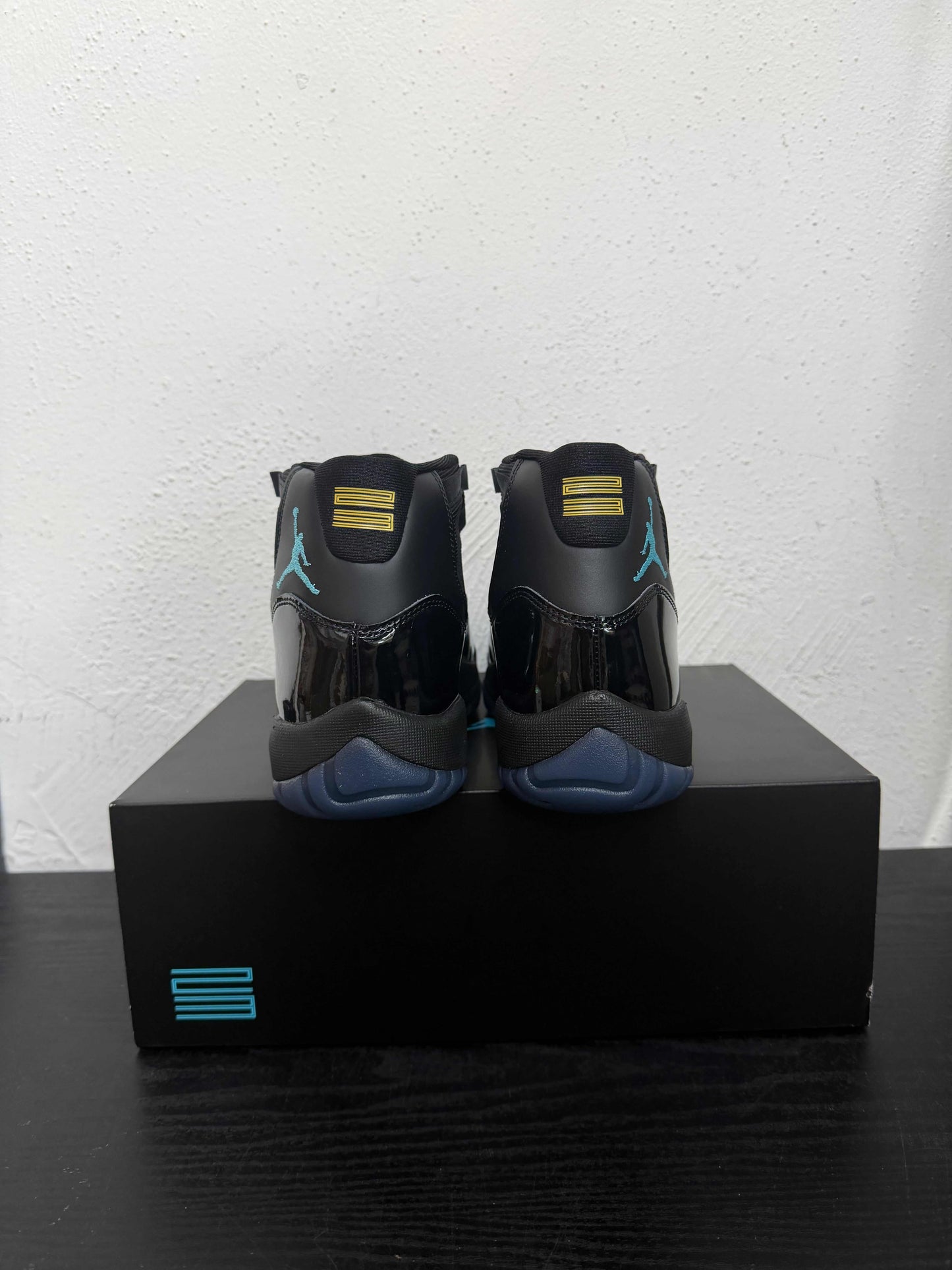 JORDAN 11 GAMMA BLUE
