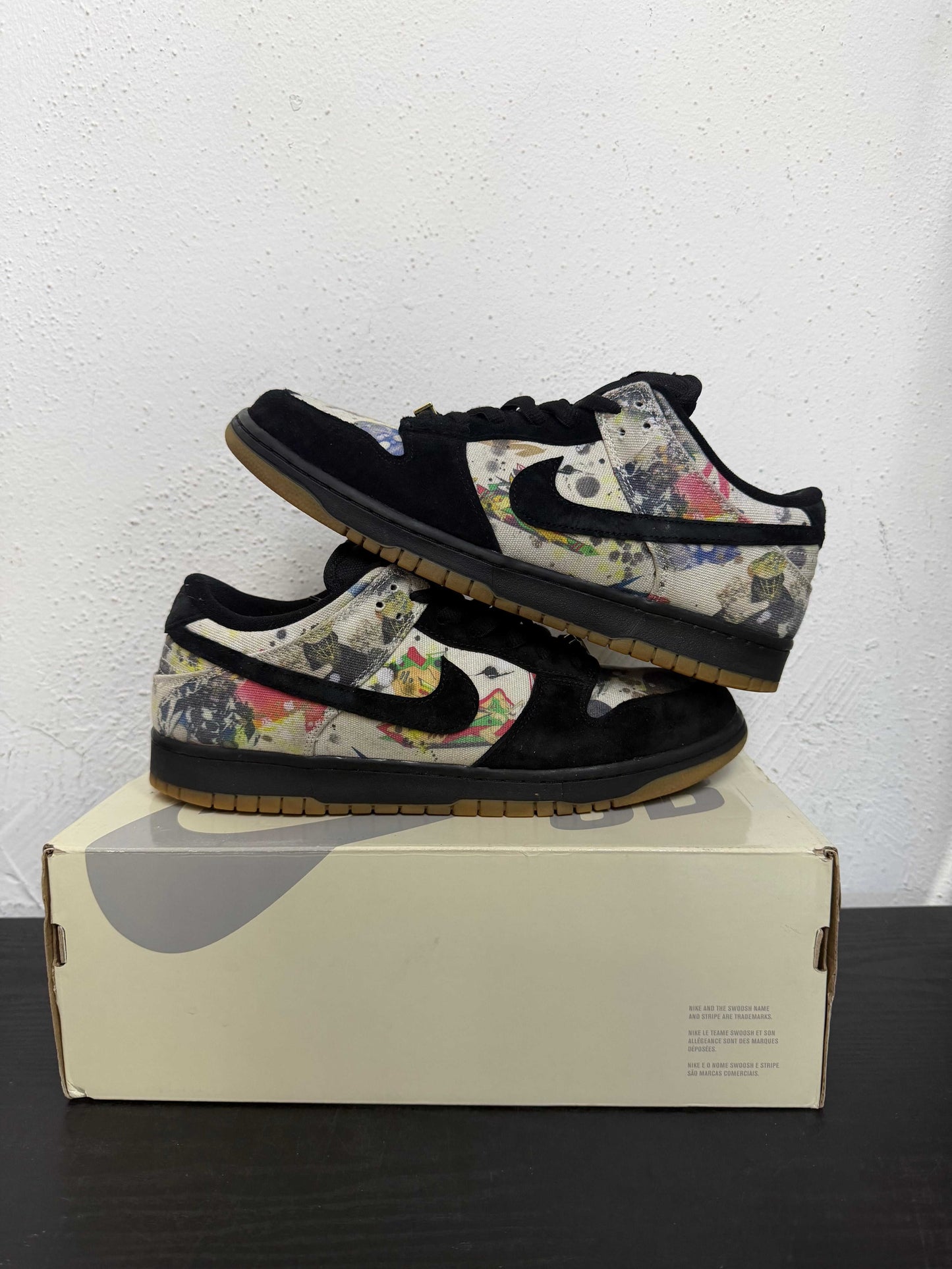 DUNK LOW SB SUPREME RAMMELLZEE (USED)