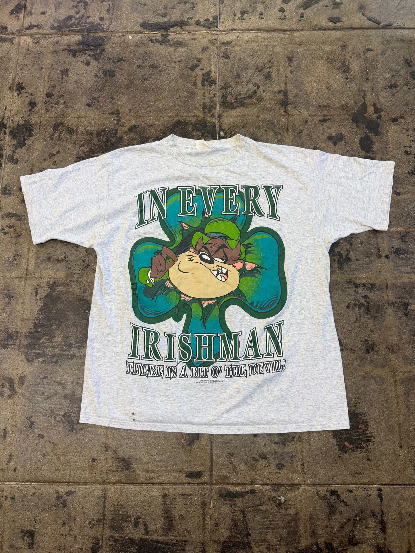 LOONEY TUNES 1994 TAZ IRISHMAN TEE