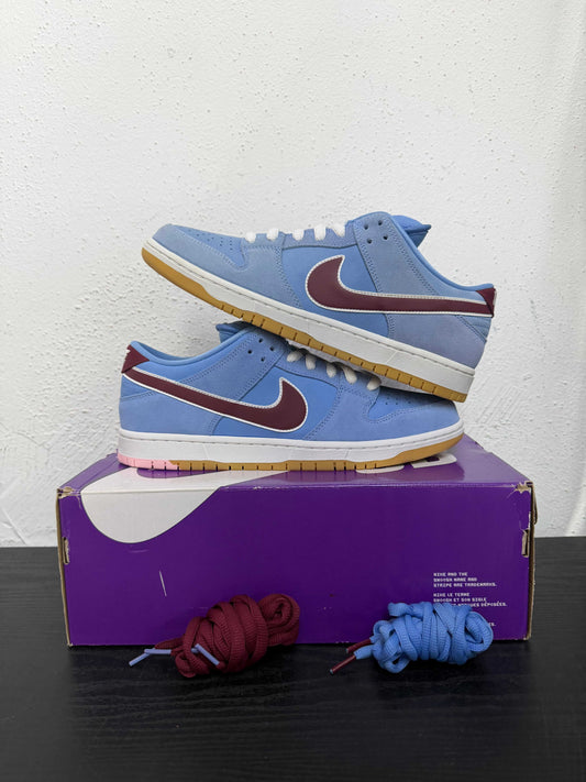 DUNK LOW SB PHILADELPHIA PHILLIES