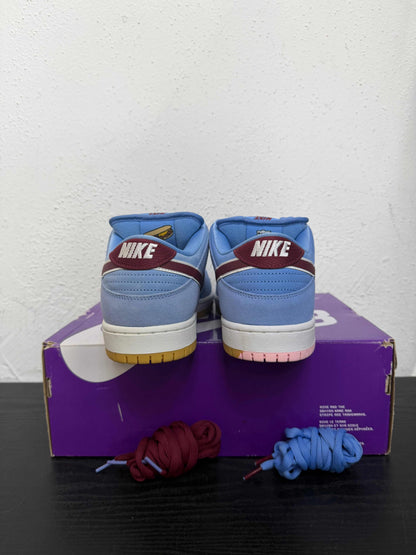 DUNK LOW SB PHILADELPHIA PHILLIES