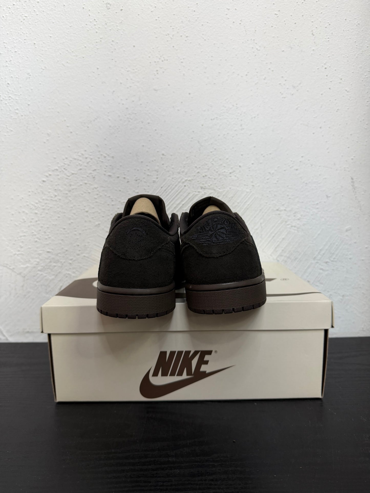 JORDAN 1 LOW TRAVIS SCOTT VELVET BROWN