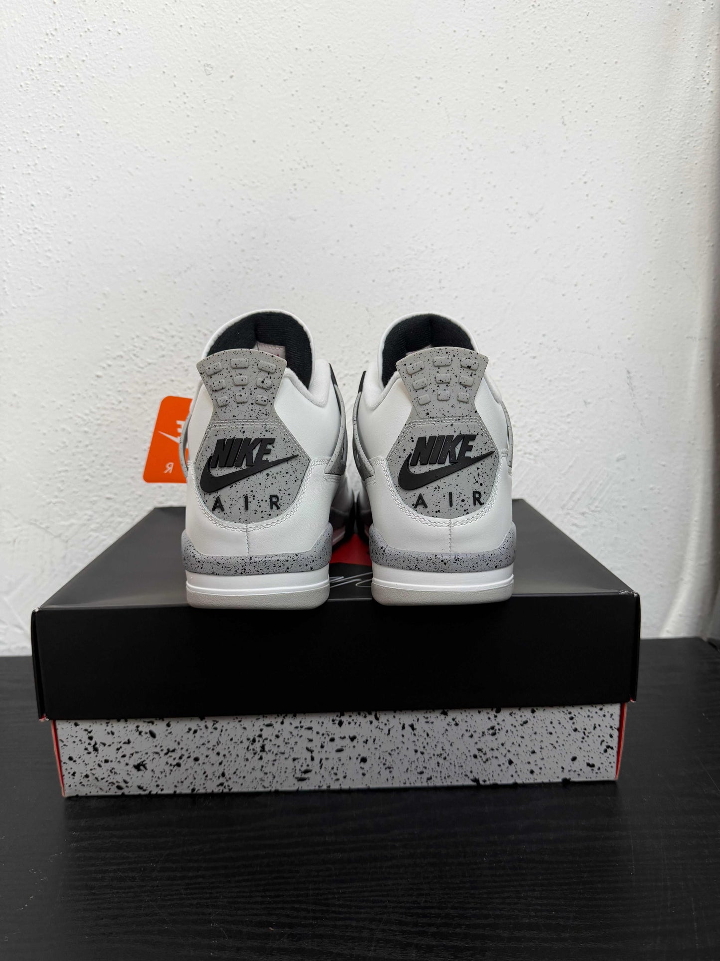 JORDAN 4 WHITE CEMENT (2025)