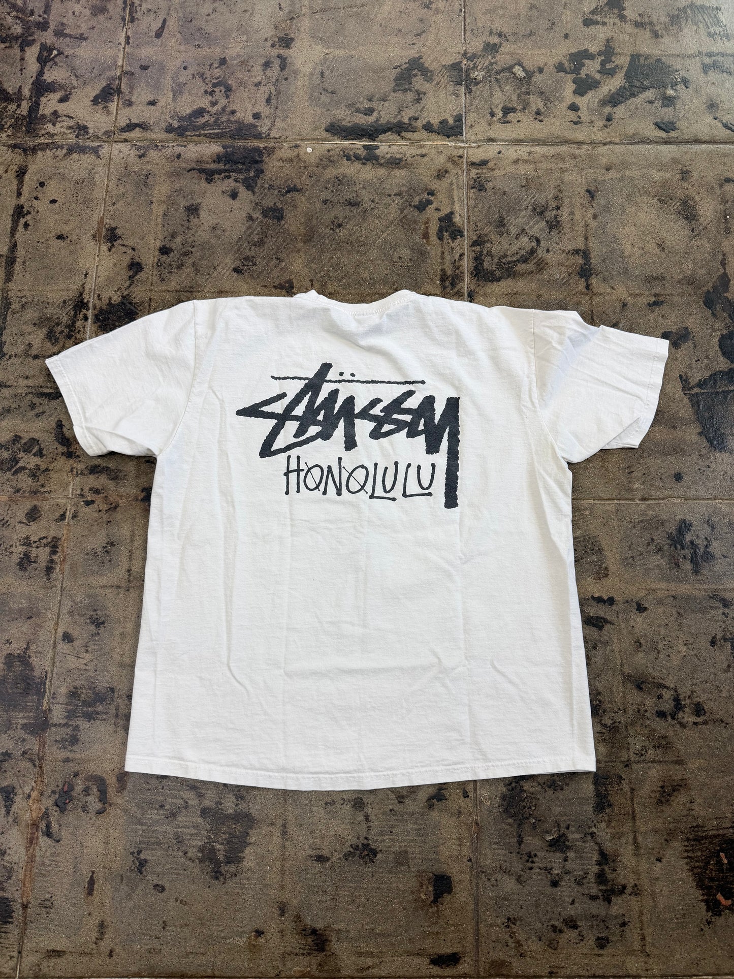 STUSSY HONOLULU WHITE TEE (USED)