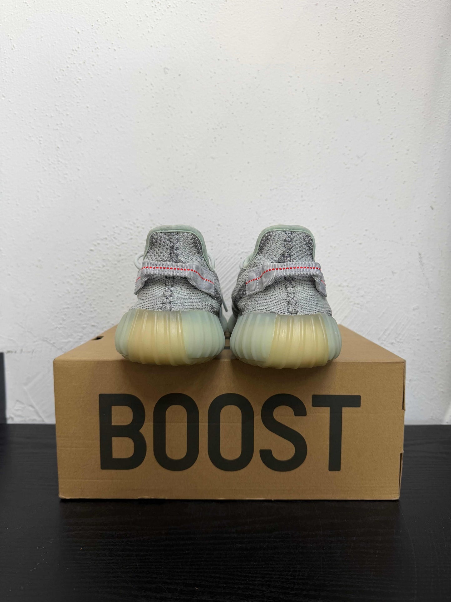 YEEZY 350 BLUE TINT (USED)