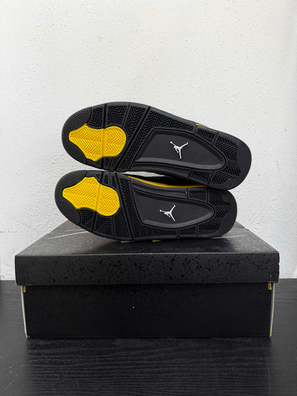 JORDAN 4 THUNDER