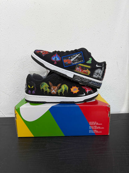 DUNK LOW SB NECKFACE