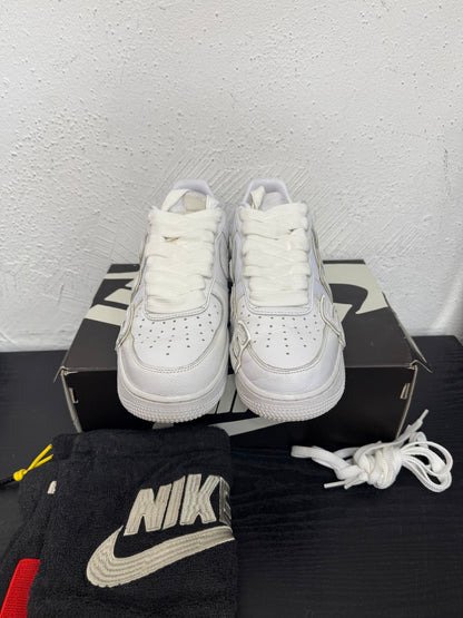 NIKE AIR FORCE CPFM WHITE (USED)