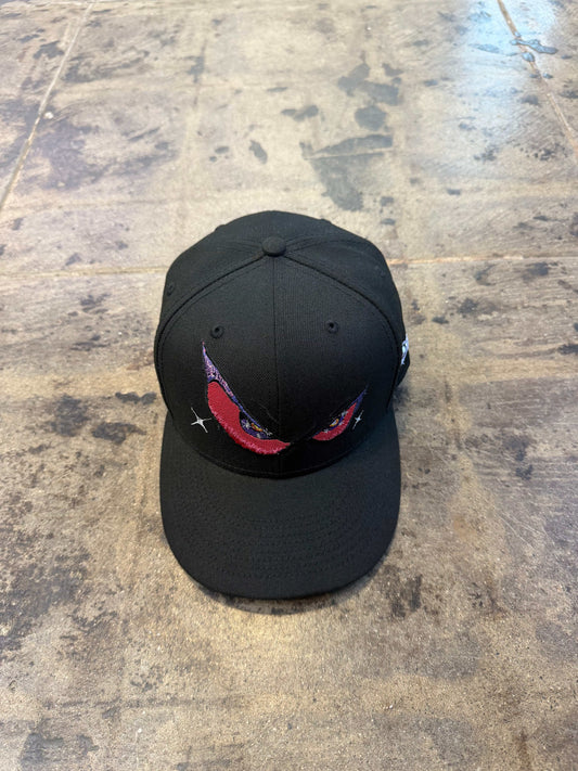 SUPREME EYES BLACK FITTED HAT (USED)