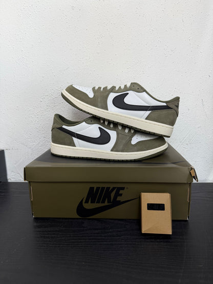 JORDAN 1 LOW MEDIUM OLIVE (USED)