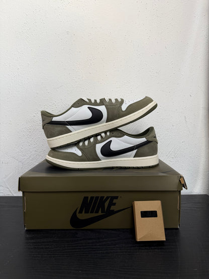 JORDAN 1 LOW MEDIUM OLIVE (USED)