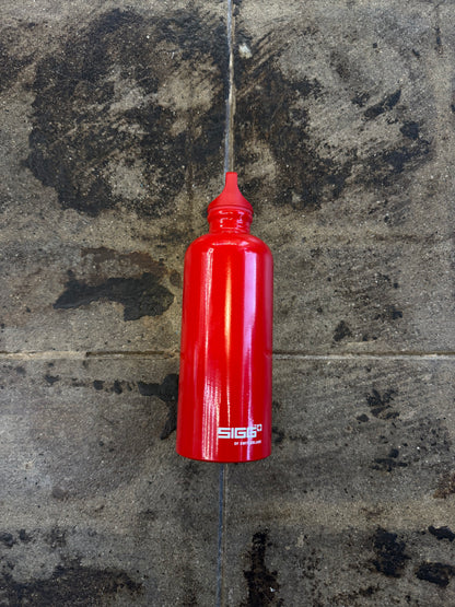 SUPREME SIGG RED WATER BOTTLE