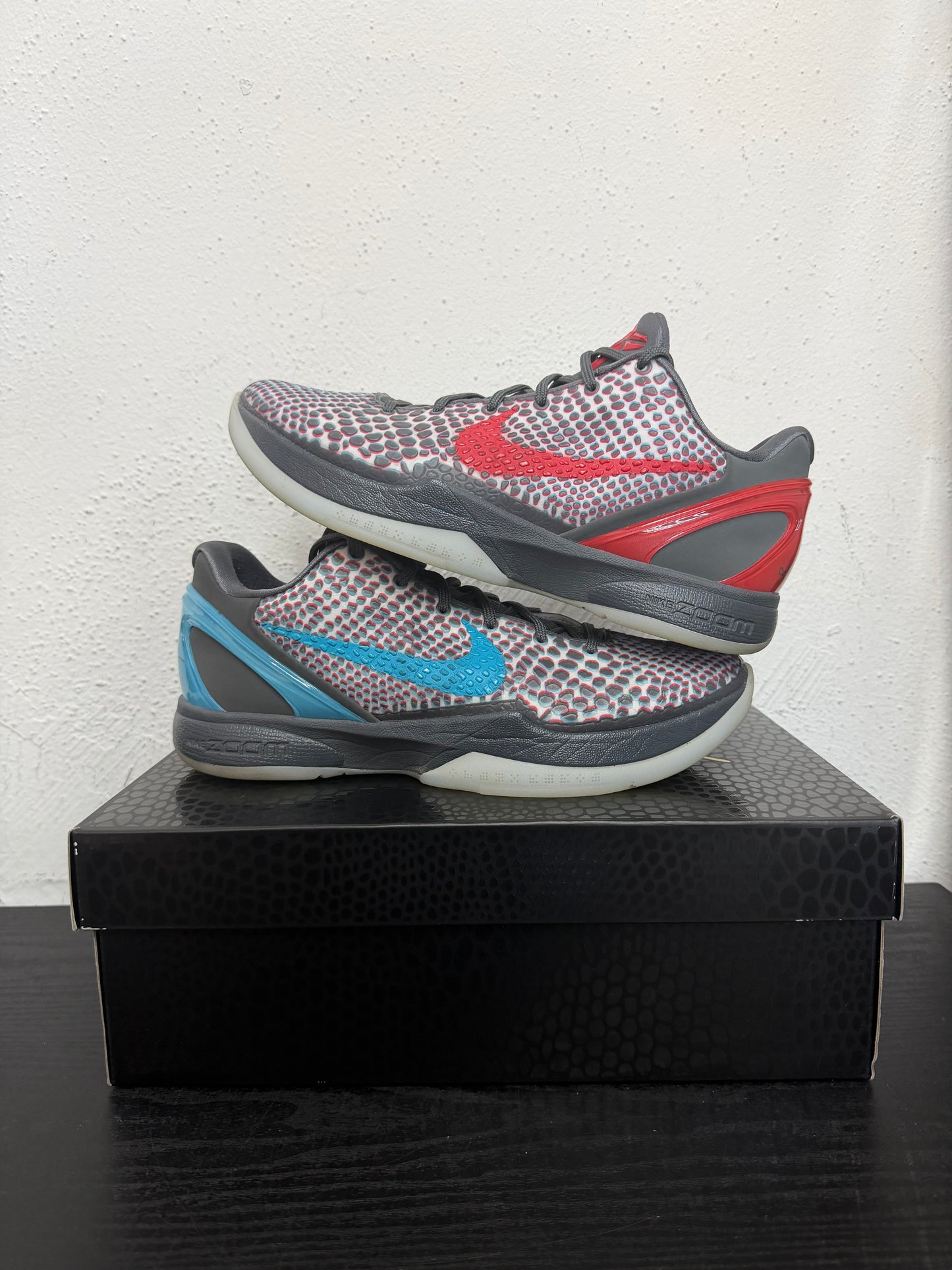 KOBE 6 PROTRO HOLLYWOOD 3D (USED)