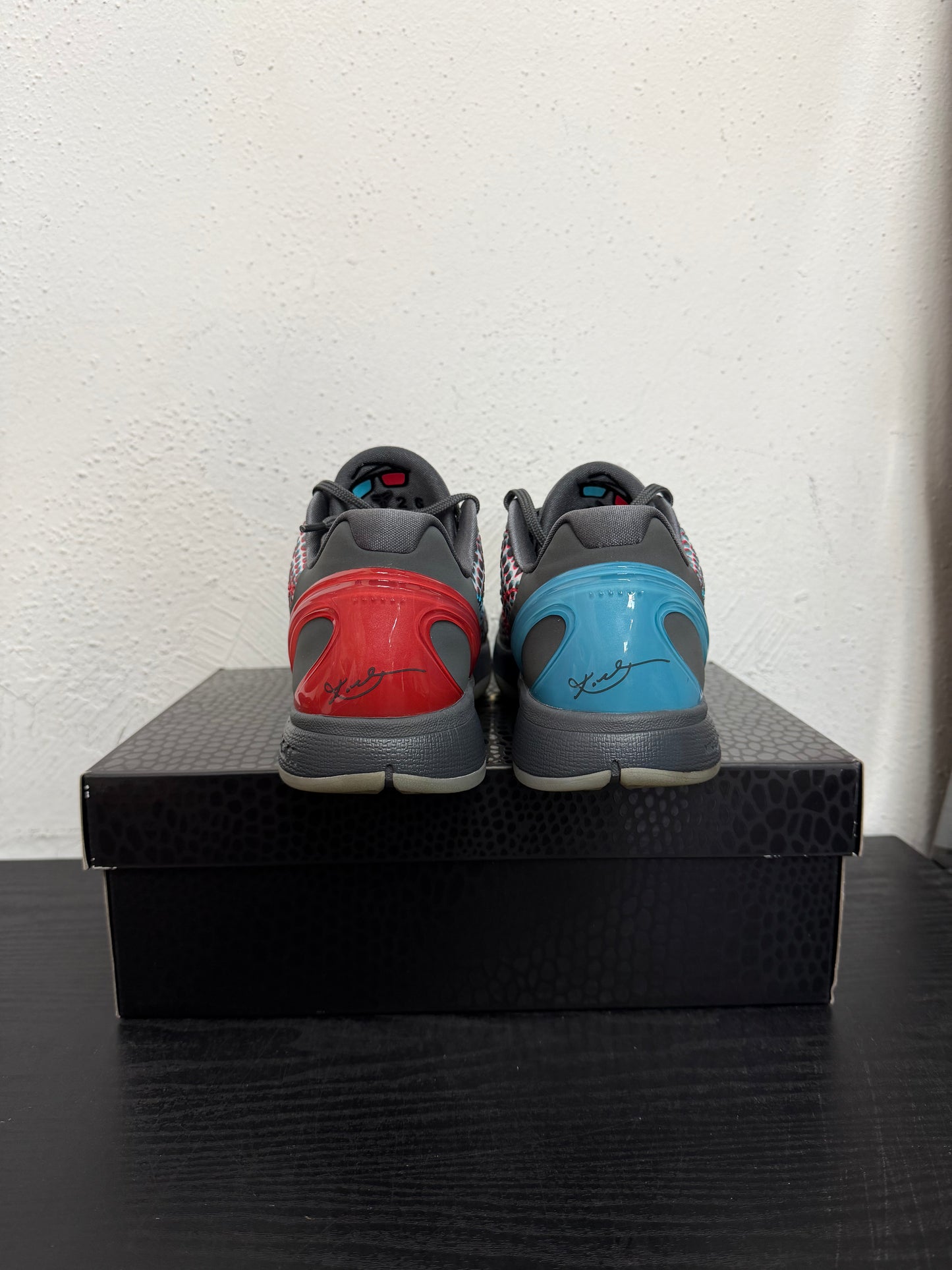 KOBE 6 PROTRO HOLLYWOOD 3D (USED)