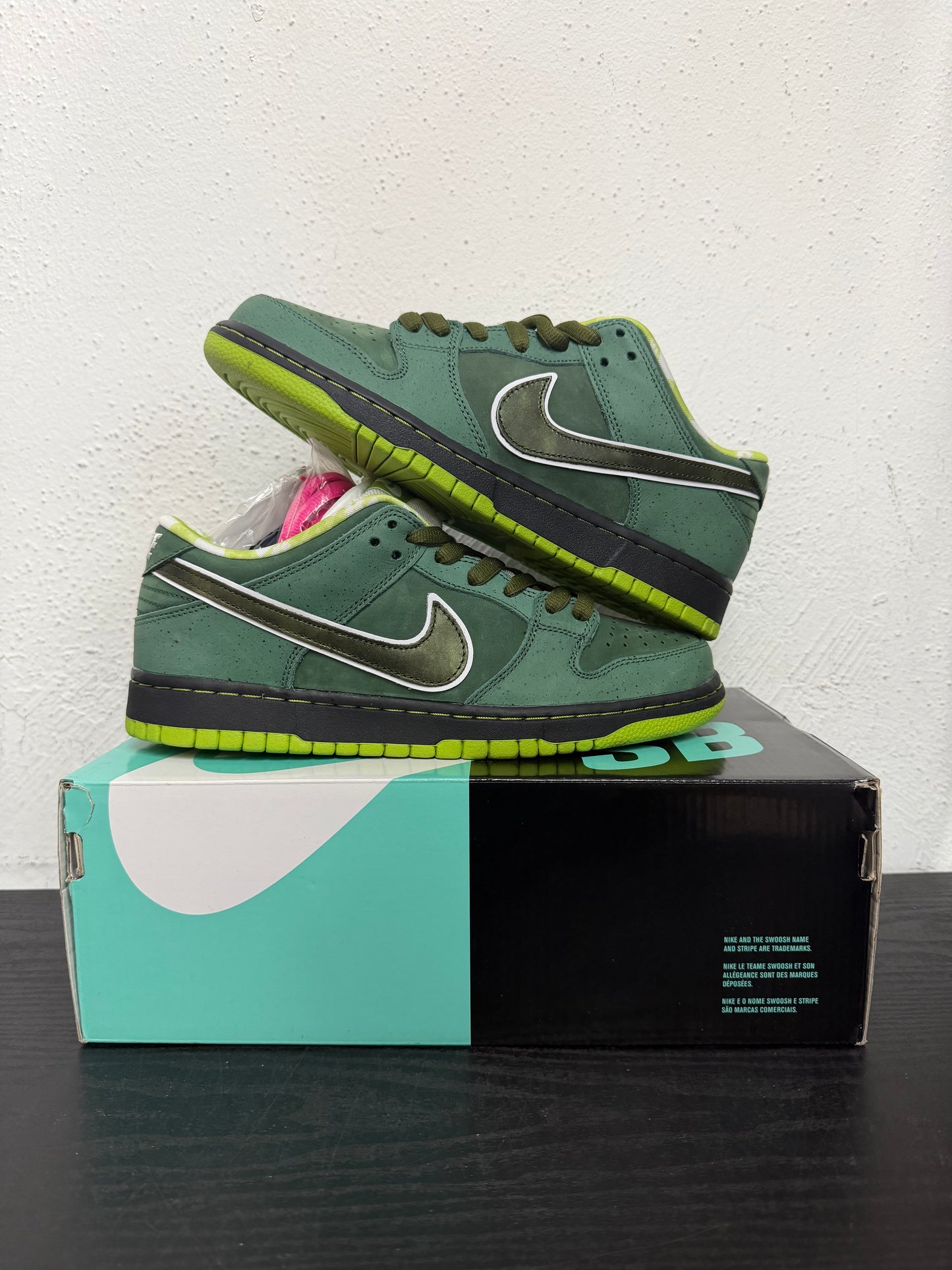 NIKE SB DUNK LOW GREEN LOBSTER (SPECIAL BOX)
