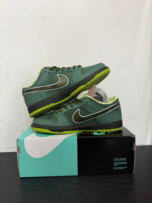 NIKE SB DUNK LOW GREEN LOBSTER (SPECIAL BOX)