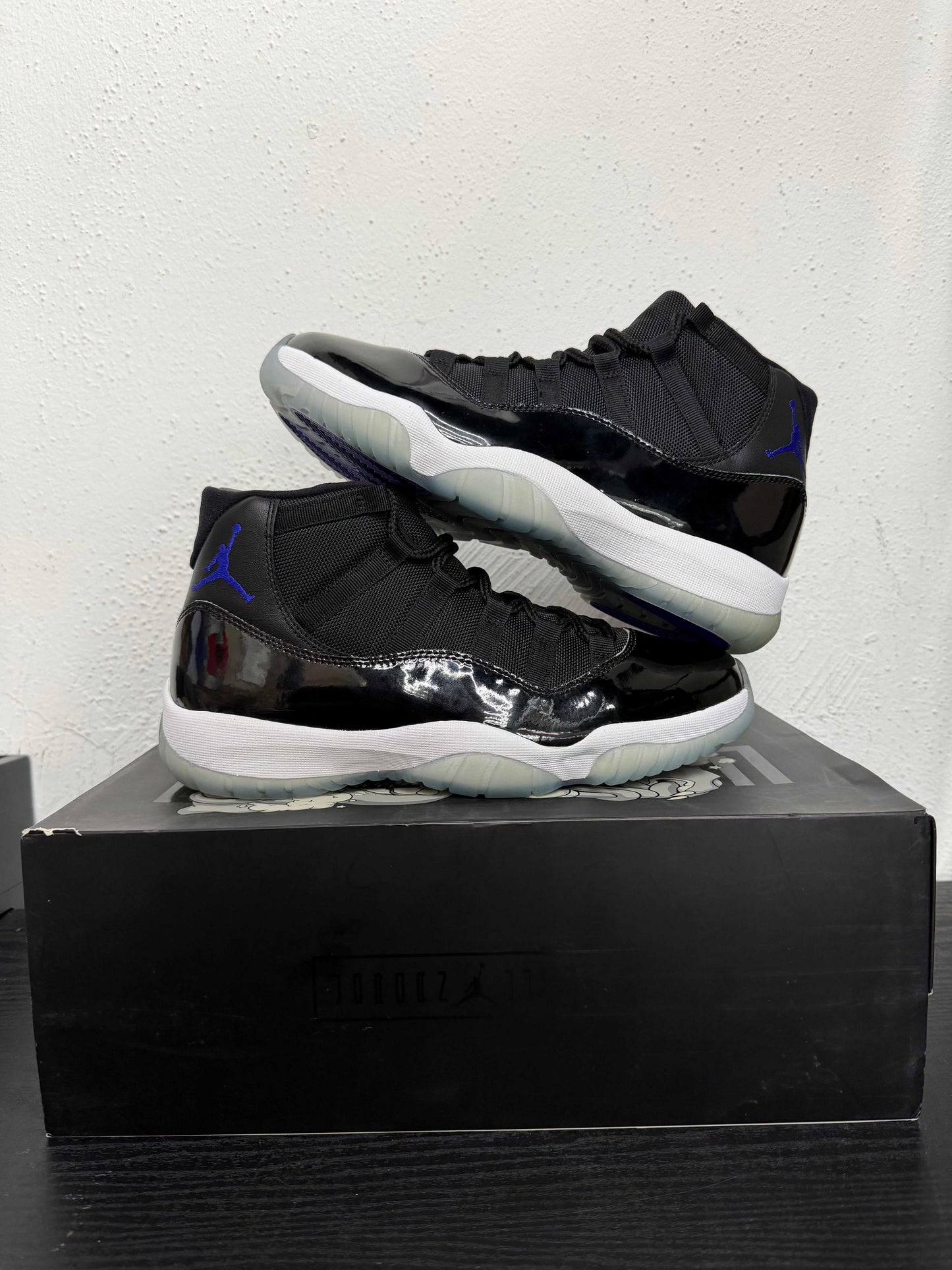 JORDAN 11 SPACE JAM (2016)