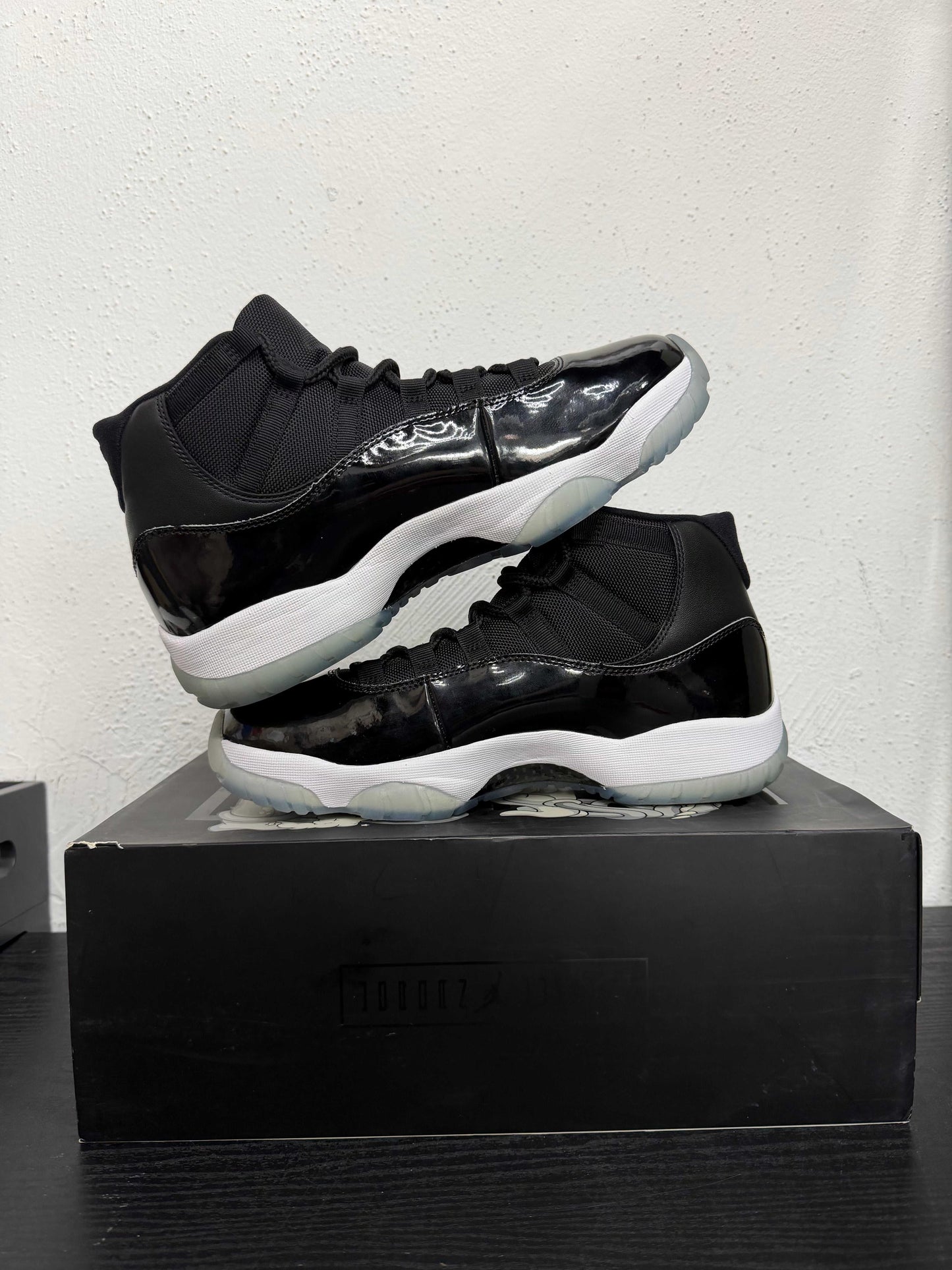 JORDAN 11 SPACE JAM (2016)